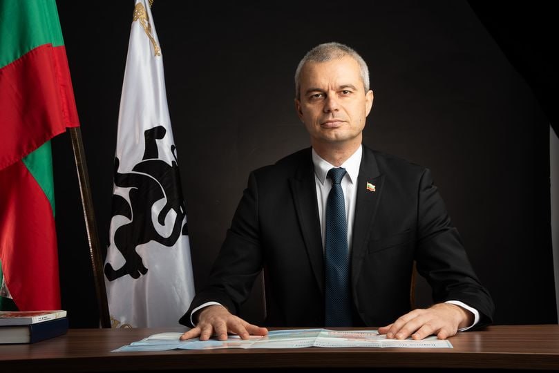 Bulgarian opposition leader Kostadin Kostadinov